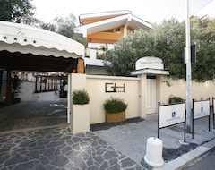 Khách sạn Villa Alba Boutique Hotel (Pescara, Ý)
