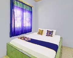 Spot On 91694 Hotel Rama Chandra (Temanggung, Endonezya)
