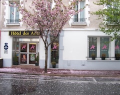 Otel Des Arts (Rueil-Malmaison, Fransa)