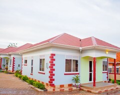 Entire House / Apartment Luhan suites jinja (Jinja, Uganda)