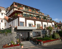 Khách sạn Hotel Primavera Dell'Etna (Zafferana Etnea, Ý)