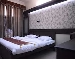 Khách sạn Hotel Kanta (Haldwani, Ấn Độ)