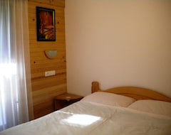 Hotel Turisticna Kmetija Stoglej (Nova Gorica, Slovenija)