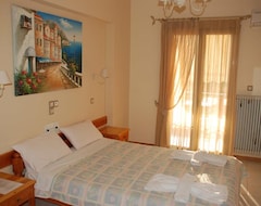 Hotelli Nikos Home (Kalamitsi, Kreikka)