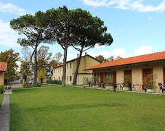 Hotel Villa Rosy (Viareggio, Italy)