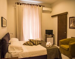 Bed & Breakfast Plebiscito Home (Napoli, Italia)