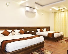 Khách sạn Hotel Hollywood Heights (Amritsar, Ấn Độ)