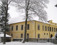 Hotel Chateau Hostačov (Skryje, Czech Republic)
