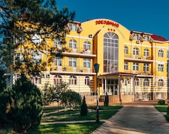 Hotel Sanatorij Zvezdnyj (Goryachy Klyuch, Rusia)