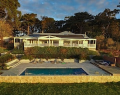 Koko talo/asunto Lionsgate - Peninsula Homestead With A View (Red Hill, Australia)
