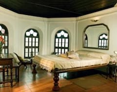 Khách sạn Raheem Residency (Alappuzha, Ấn Độ)