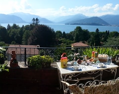 Oda ve Kahvaltı Terrazza con Vista Grande (Laveno-Mombello, İtalya)