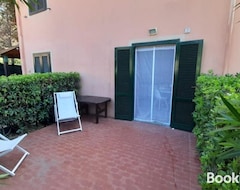 Toàn bộ căn nhà/căn hộ Nisporto Appartamento 100 Mt Dal Mare E Piscina (Nisporto, Ý)