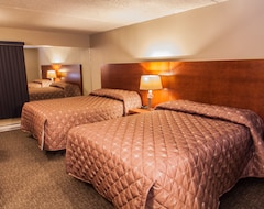 Hotel Complexe Royal Labarre (Longueuil, Canada)