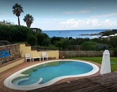 Hele huset/lejligheden Residence With Swimming Pool On The Sea Cala Caterina Superior Suite (Villasimius, Italien)