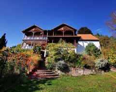 Cijela kuća/apartman Cozy Vacation Apartment By The Lake With A Panoramic View (Schönau, Njemačka)