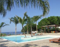 Resort/Odmaralište Petruso Resort (Balestrate, Italija)