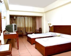 Khách sạn OYO 4002 Hotel Dwaraka (Kochi, Ấn Độ)