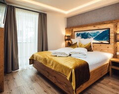 Hotel Apartment Wohnung Im Herzen Von Serfaus Mit Eigener Sauna (Serfaus, Austria)