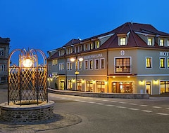 Hotel Zavis Z Falkenstejna (Hluboká nad Vltavou, Czech Republic)