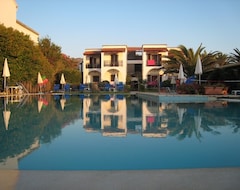 Hotelli Filorian Hotel Apartments (Acharavi, Kreikka)