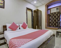 Oyo 74879 Hotel Imperial Palace (Navi Mumbai, India)