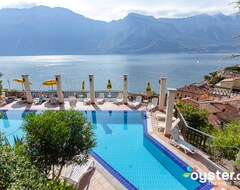 Hotelli Castell (Limone sul Garda, Italia)