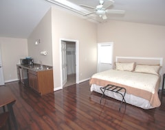 Cijela kuća/apartman Lake Huron Lodge Suite 2 (Lexington, Sjedinjene Američke Države)