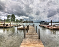 Casa/apartamento entero Private Dock, Covered Porch, Greenegg On Beautiful Lake Martin (Dadeville, EE. UU.)