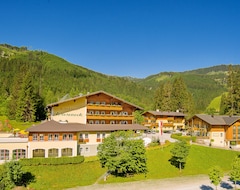 Hotel Wieseneck GmbH (Flachau, Avusturya)