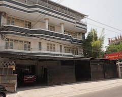 OYO 1935 Hotel Diamond Inn Makassar (Makassar, Endonezya)