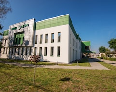 Khách sạn Leśna (Solec Kujawski, Ba Lan)