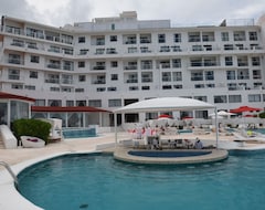 Otel Cancun Bay Suite (Cancun, Meksika)