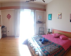 Casa/apartamento entero Relax In Crazy Farm Only 43km Away From Athens Downtown (Oropos, Grecia)
