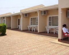 Khách sạn Mosi-O-Tunya (Livingstone, Zambia)