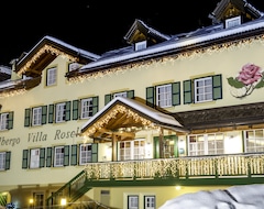 Khách sạn Villa Rosella Park & Wellness (Canazei, Ý)