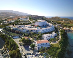 Lomakeskus Peninsula Resort & Spa (Agia Pelagia, Kreikka)