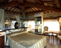 Khách sạn Borgo Le Terre Del Verde (Gualdo Tadino, Ý)