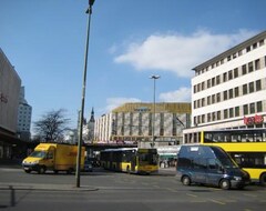 Hotel Motel One Berlin-Ku'damm (Berlin, Germany)