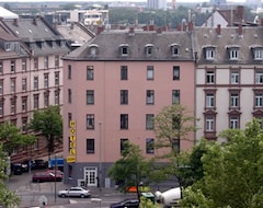 Hotel Apadana Frankfurt (Frankfurt, Germany)