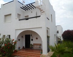 Lejlighedshotel Villa Alcudia Smir Beach (Fnideq, Marokko)