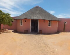 Pansion Pension Le Manoir (Opuwo, Namibija)