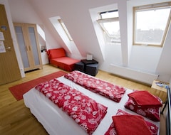 Hotel Bell Hostel & Guesthouse (Budapest, Hungary)
