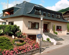 Otel Gästehaus Heidi - Riesling (Kröv, Almanya)
