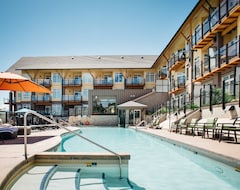 Hotel Summerland Waterfront Resort & Spa (Summerland, Canada)