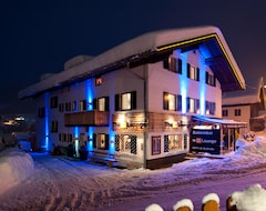Hotelli Berghotel TheLounge (Berwang, Itävalta)