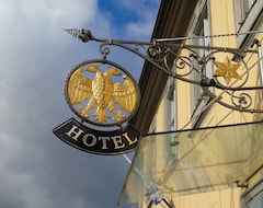 Khách sạn Hotel Goldener Adler (Hallstadt, Đức)