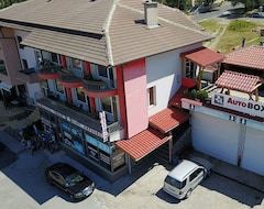 Pensión Guest House Chinar 08 (Kirkovo, Bulgaria)