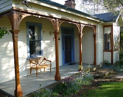 Koko talo/asunto Silverbirch Cottage. (Deloraine, Australia)