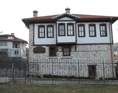 Хотел Петко Таковата къща (Смолян, България)
